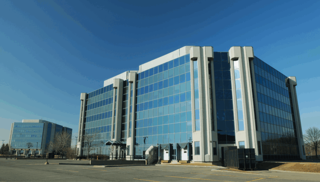 Doanh nghiệp Việt đầu tư ra nước ngoài: Những bước pháp lý cần hoàn tất